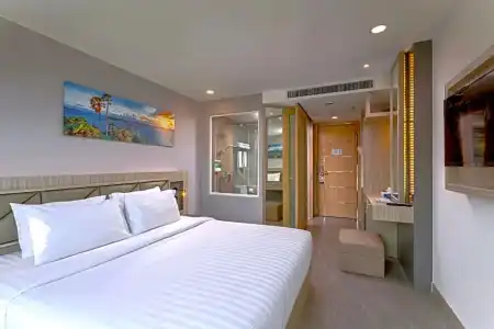 Clarian Beach Patong - 44