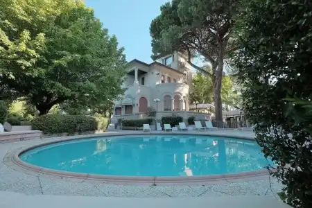De la Ville - 19