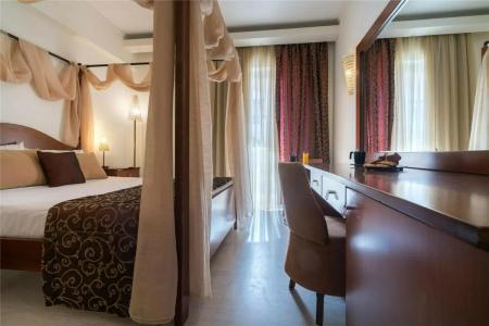 Zante Park Resort Spa, BW Premier Collection - 43
