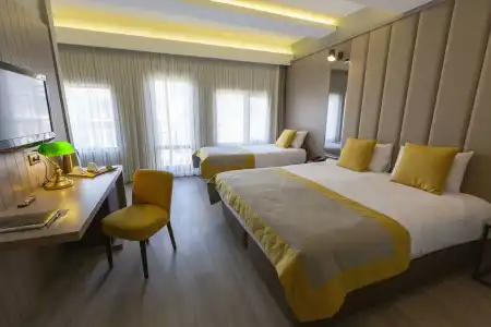Seraglio & Suites - 35