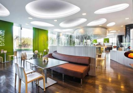 Novotel Abu Dhabi Al Bustan - 14