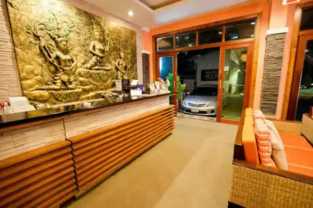 The Chambre Patong - 5