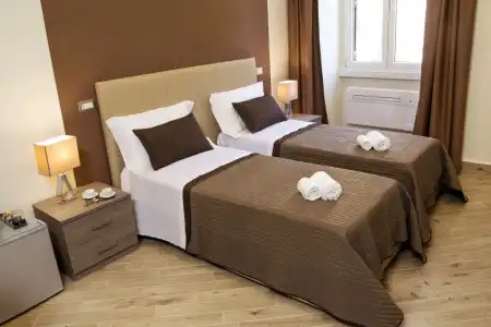 Colonna Luxury Suites - 5