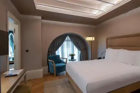 10 Karakoy - 27
