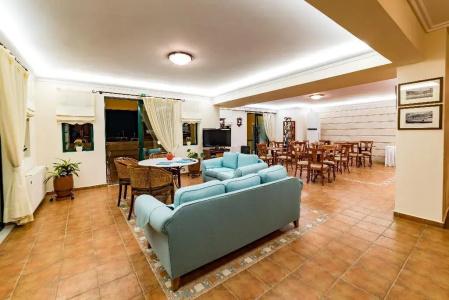 Andreolas Luxury Suites - 1