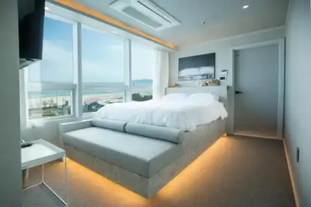 UH Suite The Haendae - 56