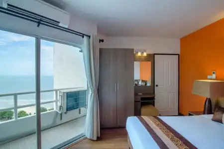 Golden Beach Cha-Am - 4