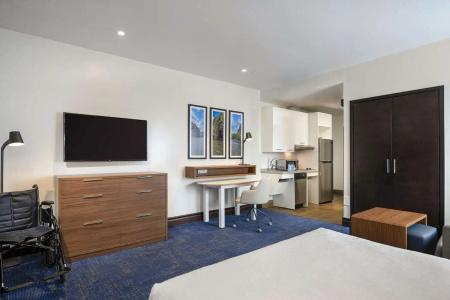 Homewood Suites by Hilton - 126