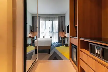 Ibis Styles Dubai Deira - 37