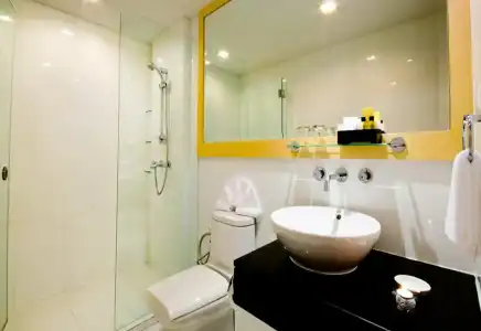 Urbana Langsuan - 17