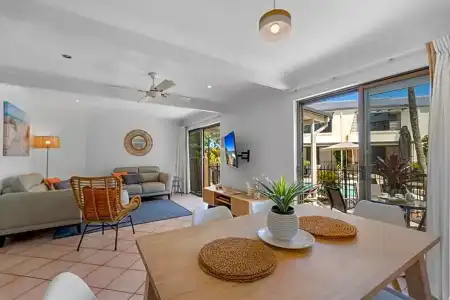 Noosa Place Resort - 206