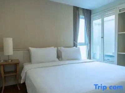 Sabai Sathorn - 211