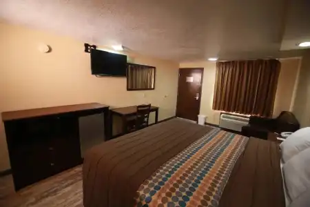 Memphis Inn - 23