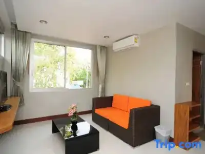 Phu NaNa Boutique - 79