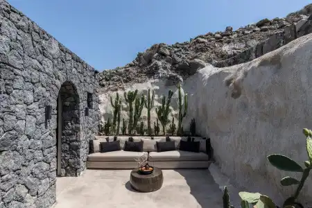 Nimbus Santorini - 1