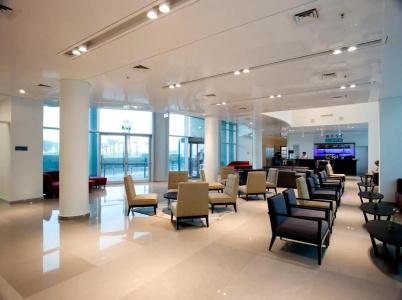 West All Suites - 12