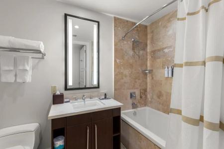 Beachside Resort & Residences - 9