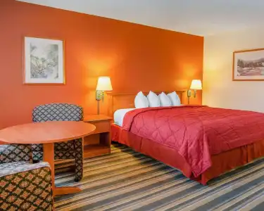Quality Inn & Suites Medford Airport - 32