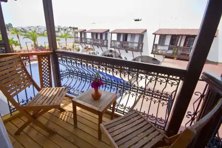 Costa Bitezhan - 6