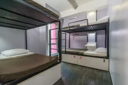Sukhumvit Beds - 37