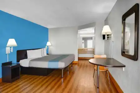 Motel 6 Atlanta, Ga - 50