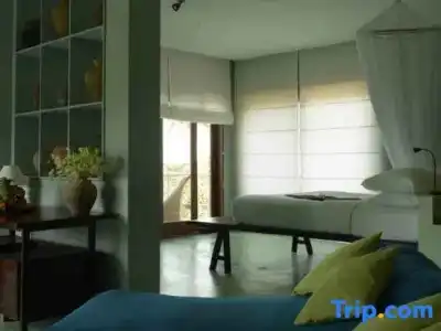 Knai Bang Chatt - 101
