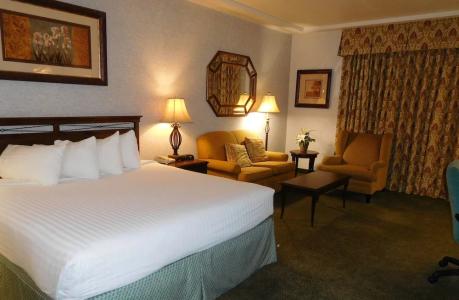 University Square - 19