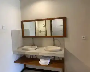 Kuta Suci Guest House - 16