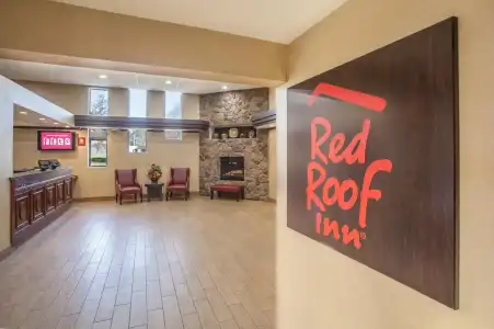 Red Roof Inn PLUS+ Ann Arbor - U of Michigan North - 10