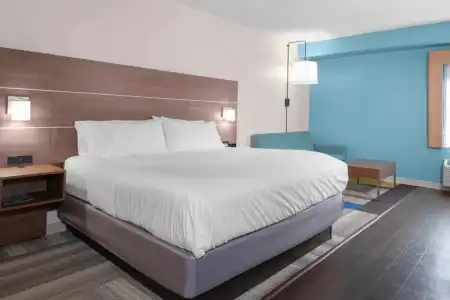 Holiday Inn Express Myrtle Beach-Broadway at the Beach by IHG - 55