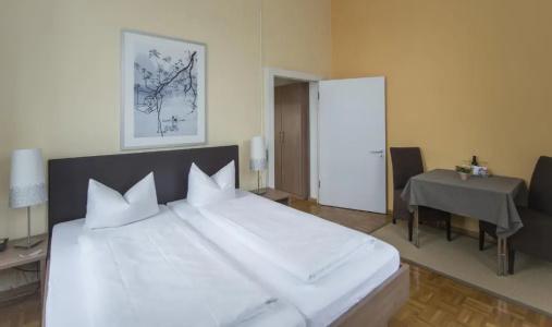 WHLIVING - Apartments & Studios - 30