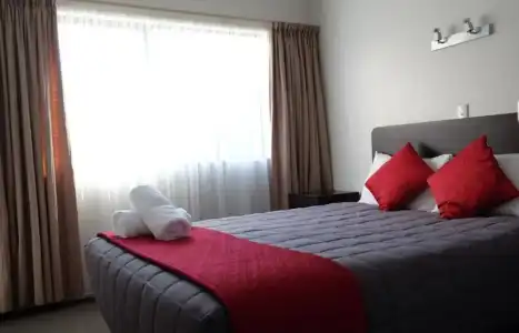 Marksman Motor Inn - 22