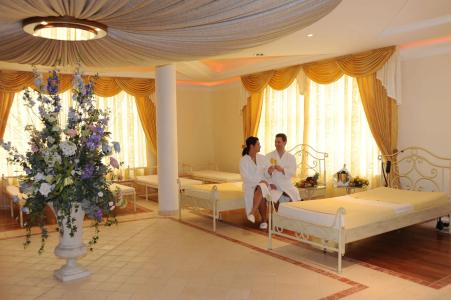 Rugard Thermal Strandhotel - 18