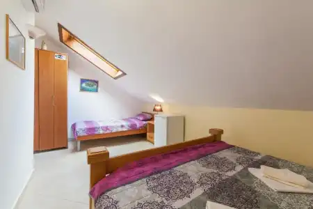 Montenegro Hostel 4U - 0
