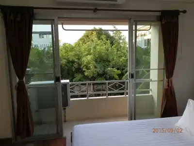 Sandy Serviced Apartment - 46