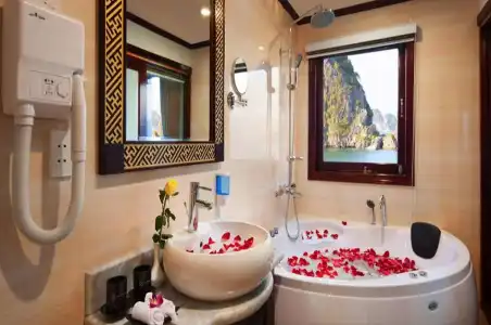 Halong Sapphire Cruises - 43