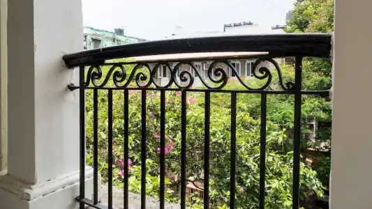 Bentleys Colaba - 28