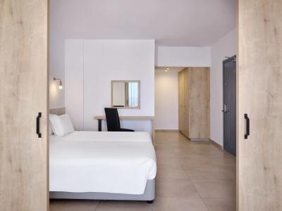 Atlantica Panthea Resort - 3
