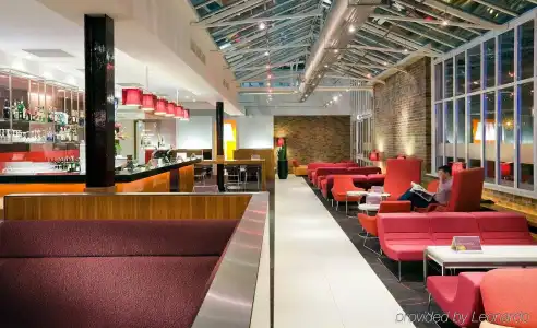 Novotel Cardiff Centre - 13