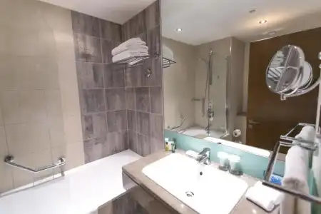 Hilton London Canary Wharf - 54