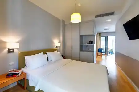 Phidias Piraeus - 109