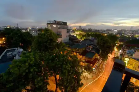 Hanoi Louis - 44