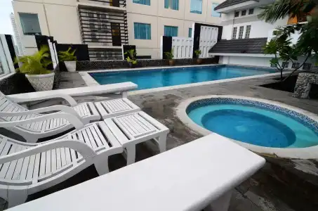 1O1 URBAN Jakarta Thamrin - 12