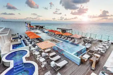 Royalton CHIC Cancun, An Autograph Collection All-Inclusive Resort - Adults Only - 20