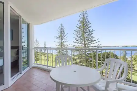 Crystal Bay on the Broadwater - 93