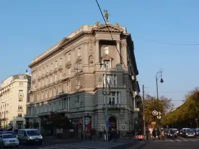 Adagio Hostel Basilica - 0
