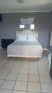 Bayfront Cottages - 21