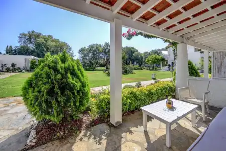 Kefi Beach and Suites - 41