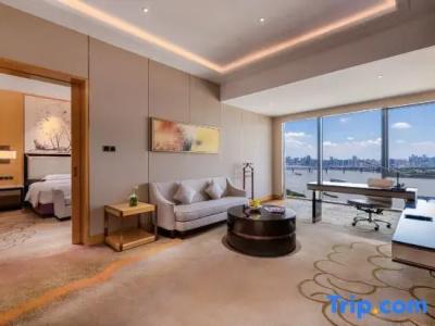 Hilton Wuhan Riverside - 111