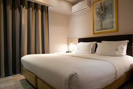 Piraeus City - 102